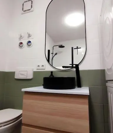 Rooftop In Naehe Strassburg & Europaparlament *